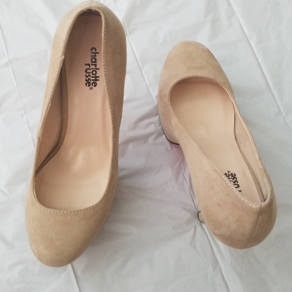 Suede pumps -size 8m